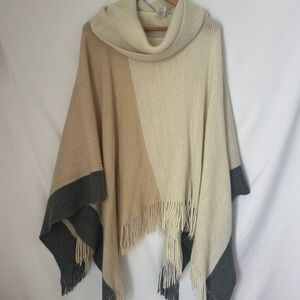 Elegant Cream and Gray Women's Sweater Poncho